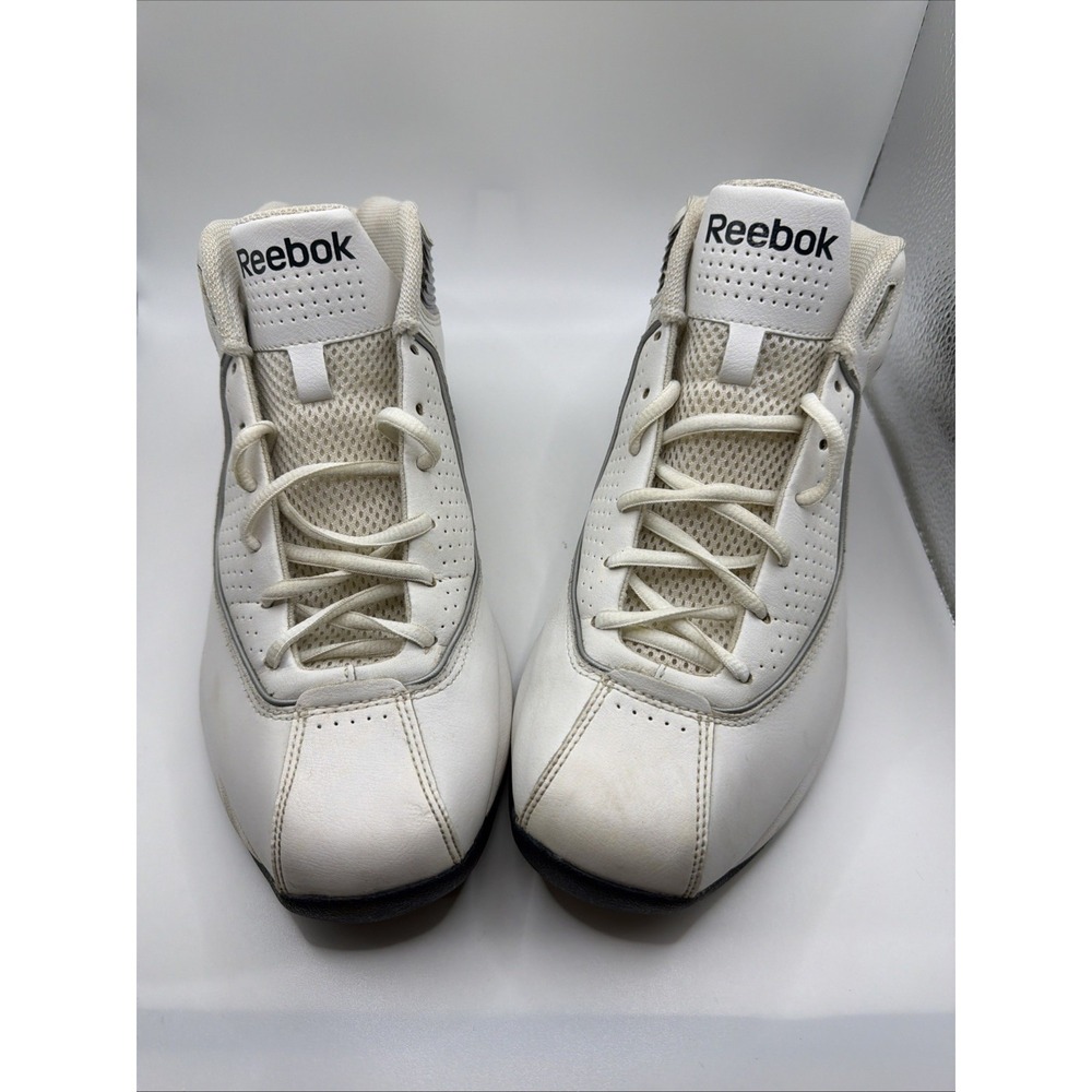 Size 8.5 - Reebok DMX Ride White